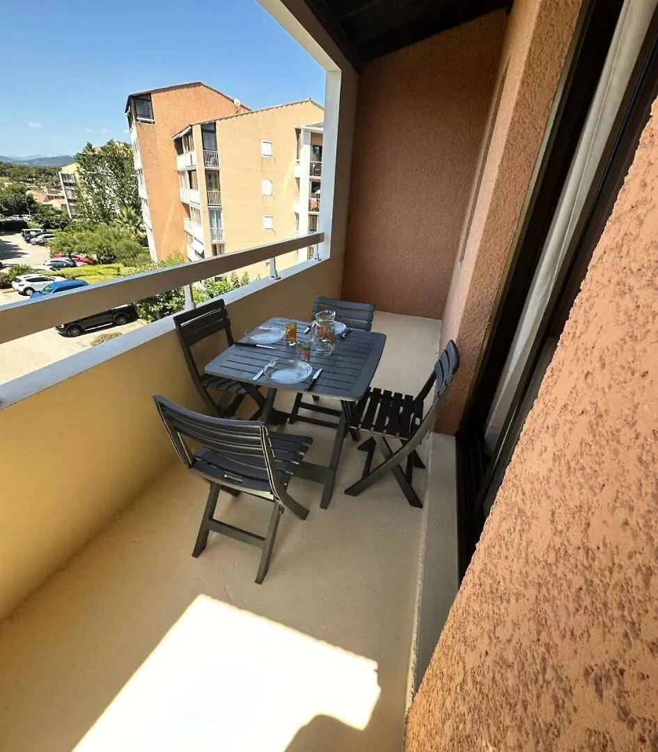 Residence Cap Vert - Coquet T2 Front De Mer Dans Domaine Avec Piscine Et Tennis Mae-5634 シス・フール・レ・プラージュ 0*,  フランス