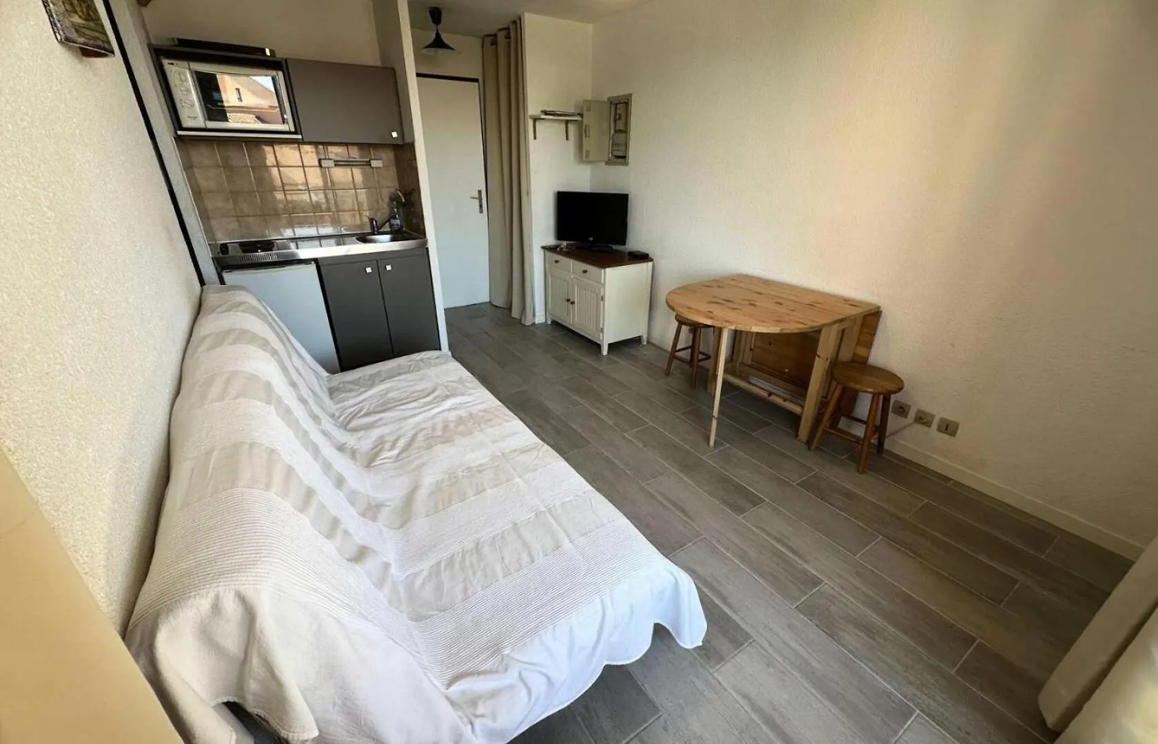 Residence Cap Vert - Coquet T2 Front De Mer Dans Domaine Avec Piscine Et Tennis Mae-5634 シス・フール・レ・プラージュ フランス